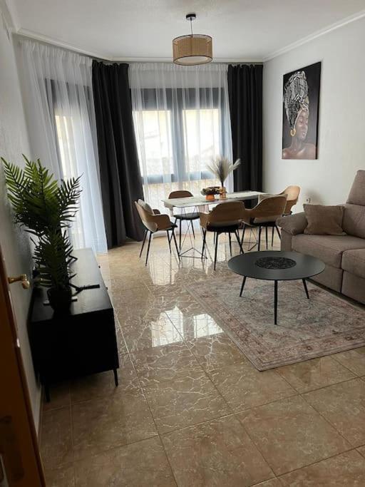 Luxury Port Apartments Torrevieja Esterno foto